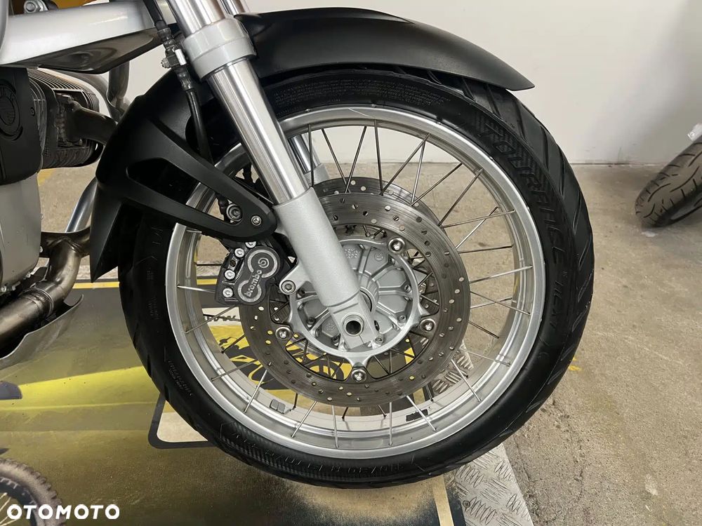 BMW R - 8