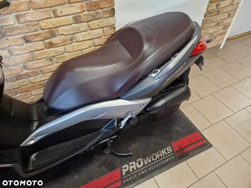 Yamaha X-max - 15