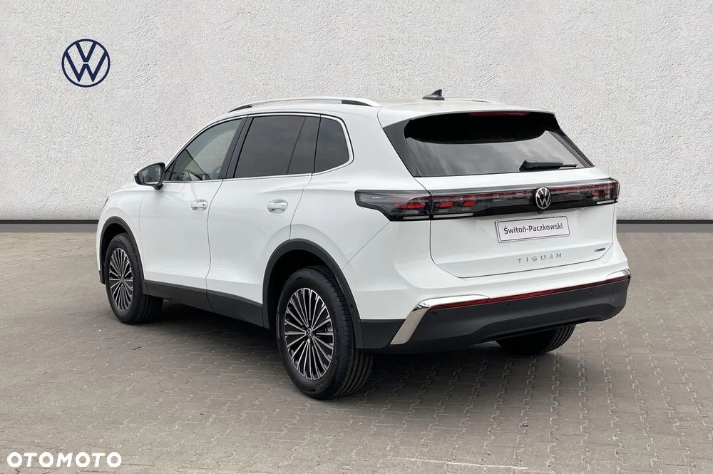 Volkswagen Tiguan 2.0 TSI 4Mot Elegance DSG - 4