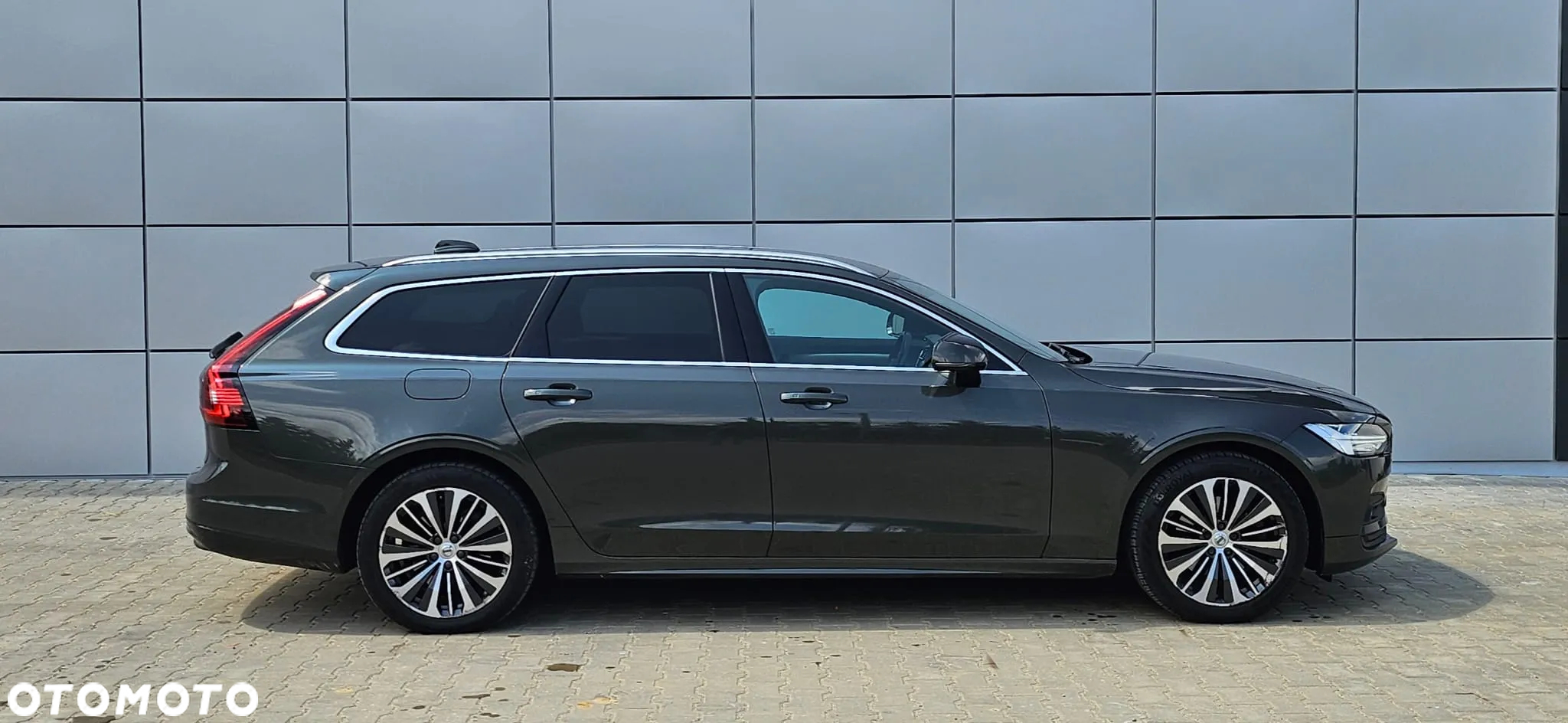 Volvo V90 B4 D Geartronic Momentum Pro - 19