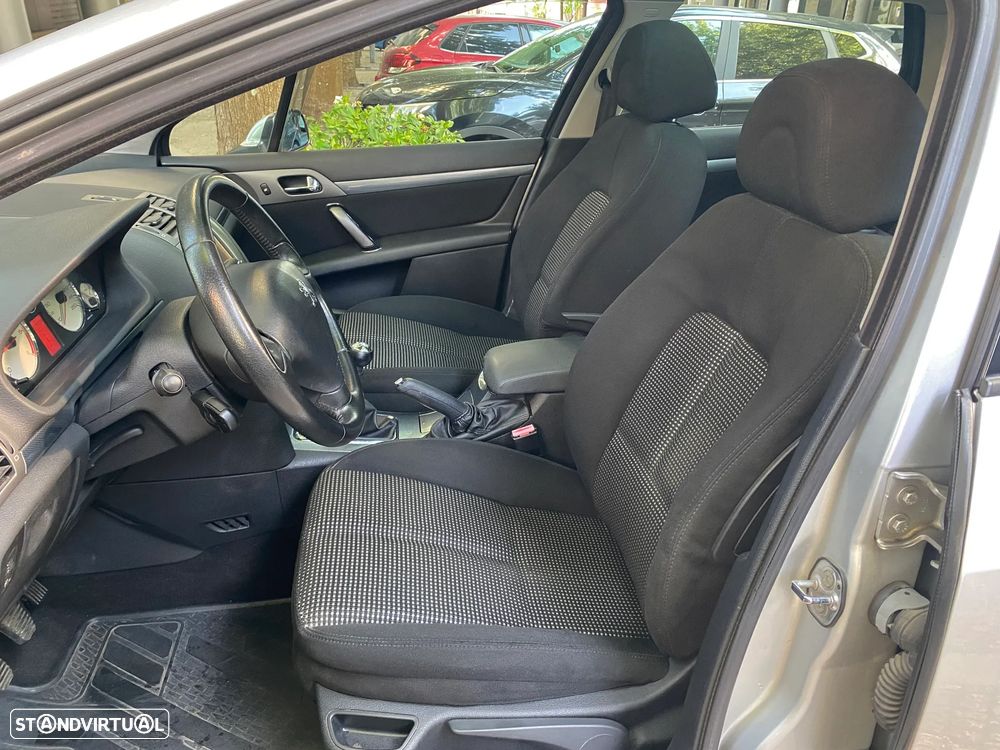 Peugeot 407 SW 2.0 HDi Navteq - 9