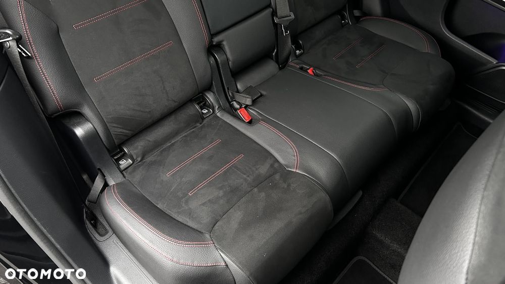 Mercedes-Benz GLB 200 AMG Line 7G-DCT - 29