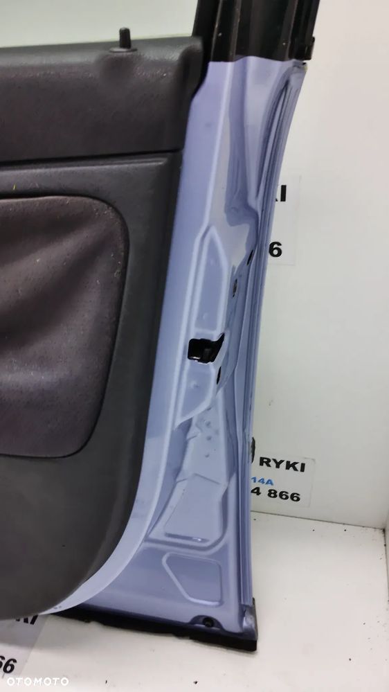 VW Passat B5 Kombi  Sedan  Drzwi Prawe  Przód LL5Y - 9