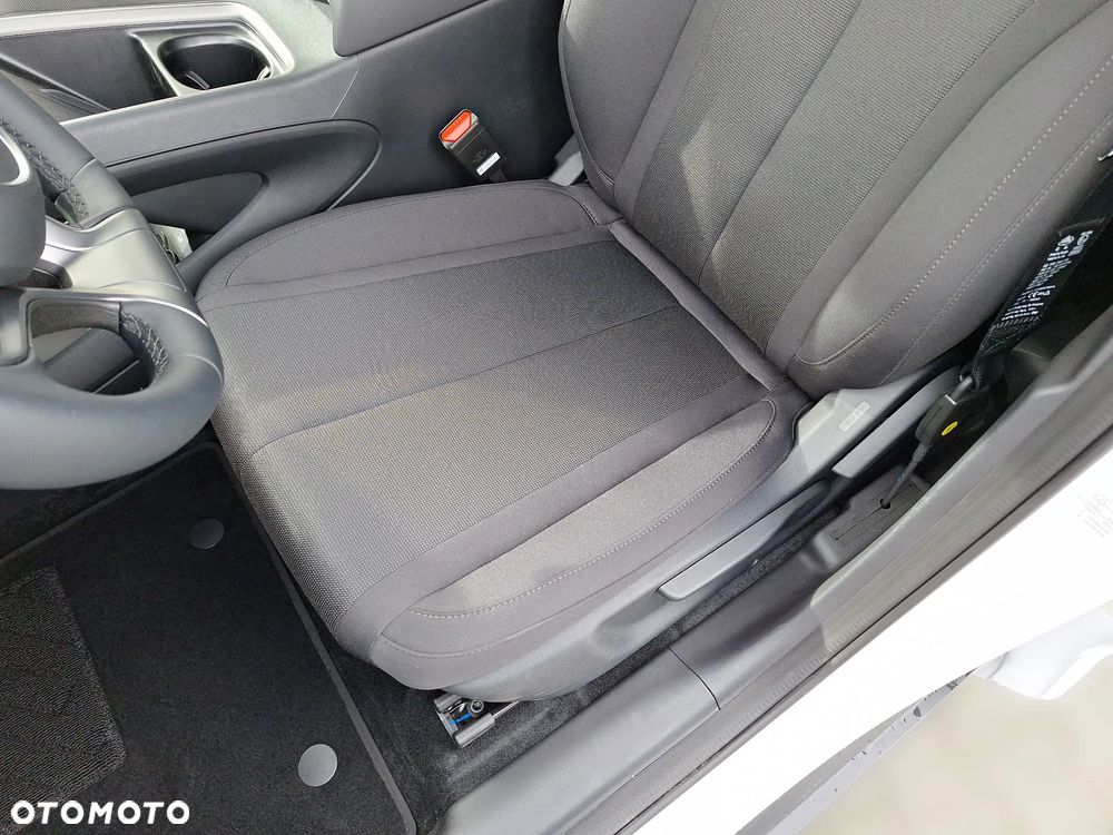 BYD Dolphin G Active E-CVT - 14