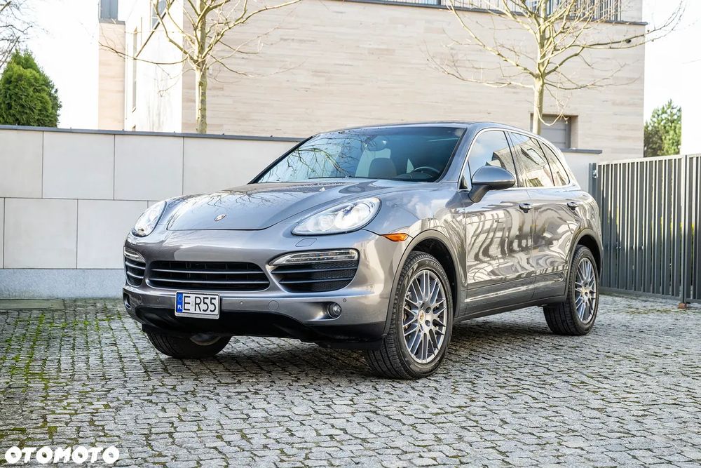 Porsche Cayenne S - 2