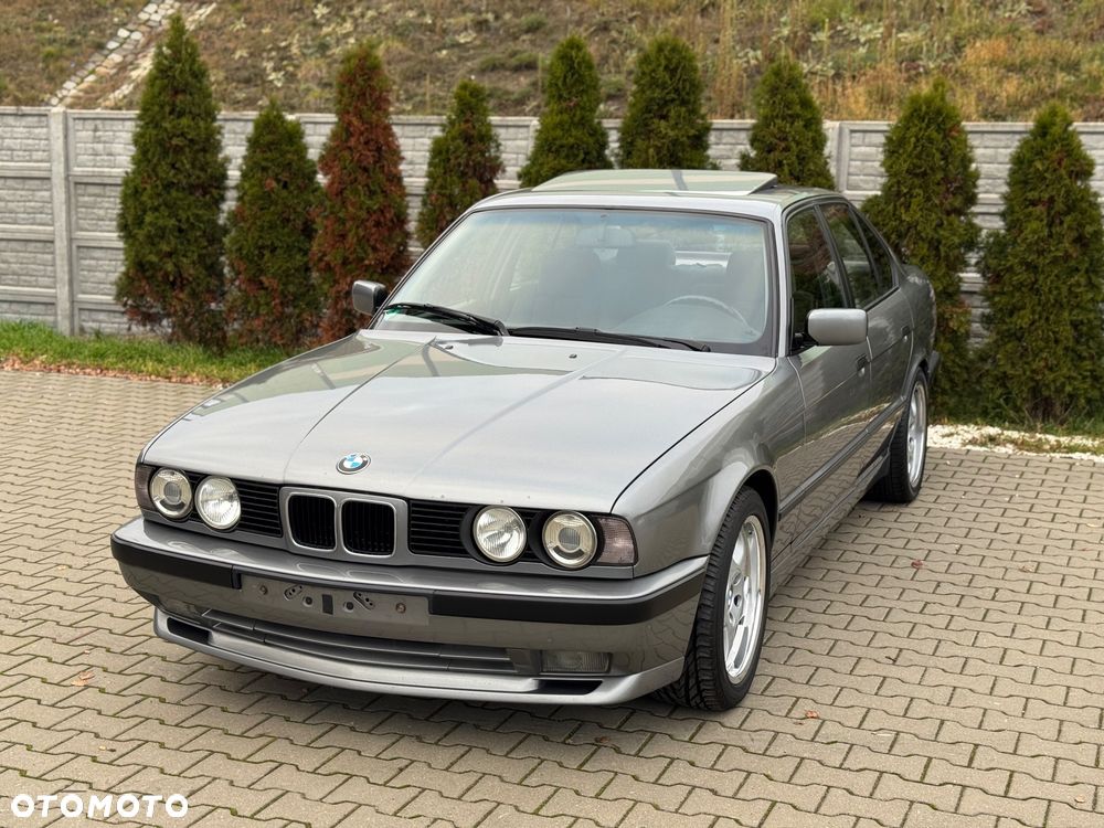 BMW Seria 5 525i - 10
