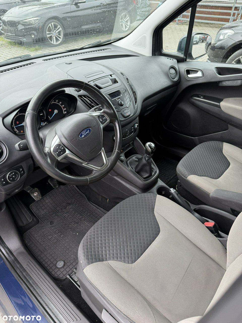Ford Tourneo Courier - 9