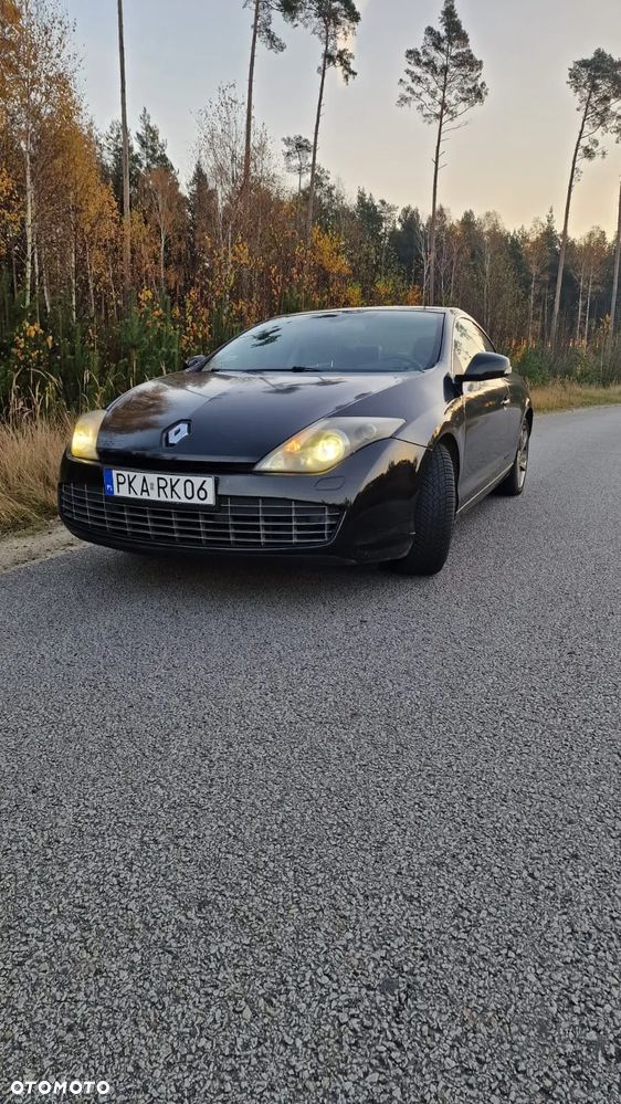 Renault Laguna Coupe 3.0 dCi V6 FAP GT - 2