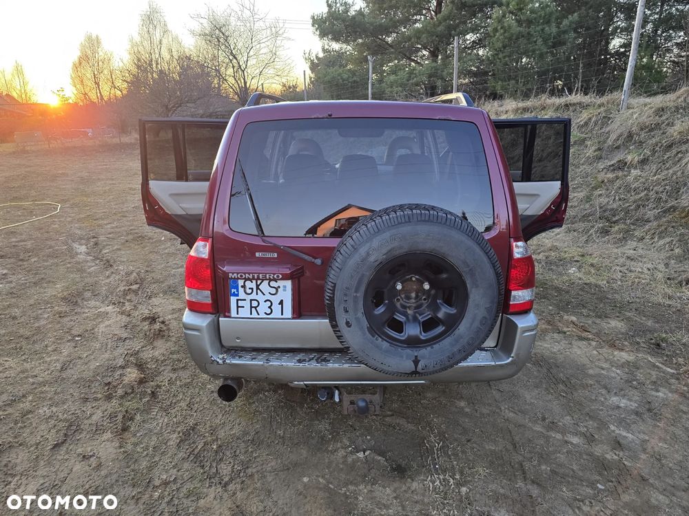 Mitsubishi Montero - 19
