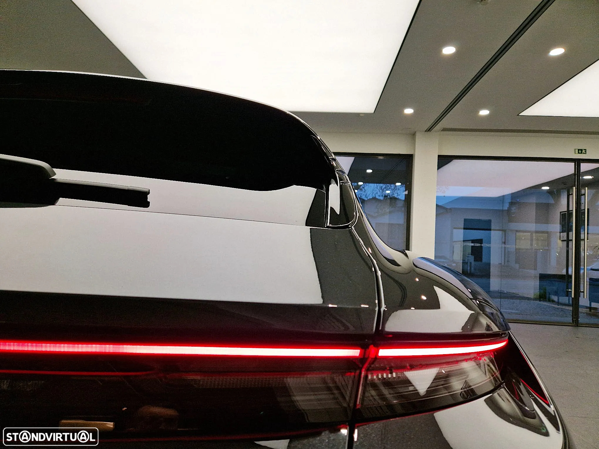 Porsche Taycan Sport Turismo Standard - 8