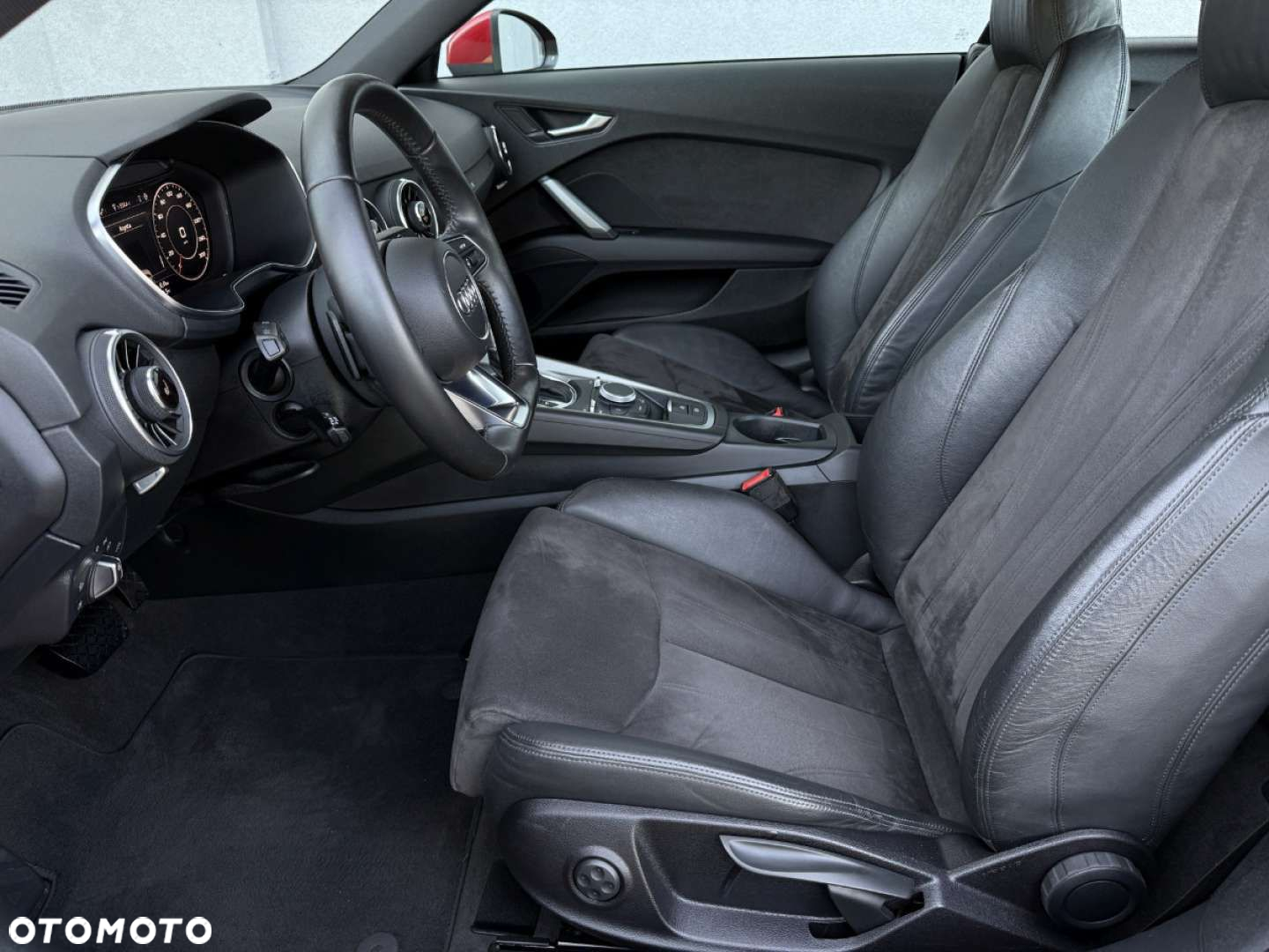 Audi TT Coupé - 18