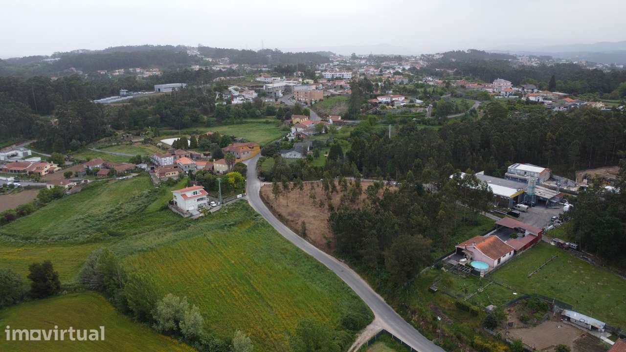 Terreno plano com 4430m² em Olival - Grande imagem: 4/7