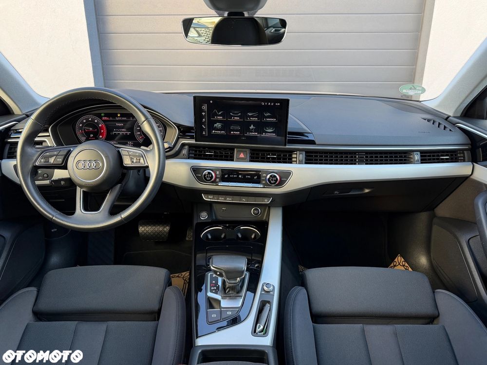 Audi A4 Limousine - 30
