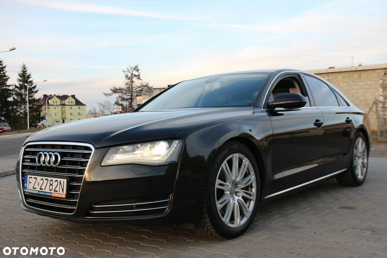 Audi A8 4.2 FSI L Quattro - 2