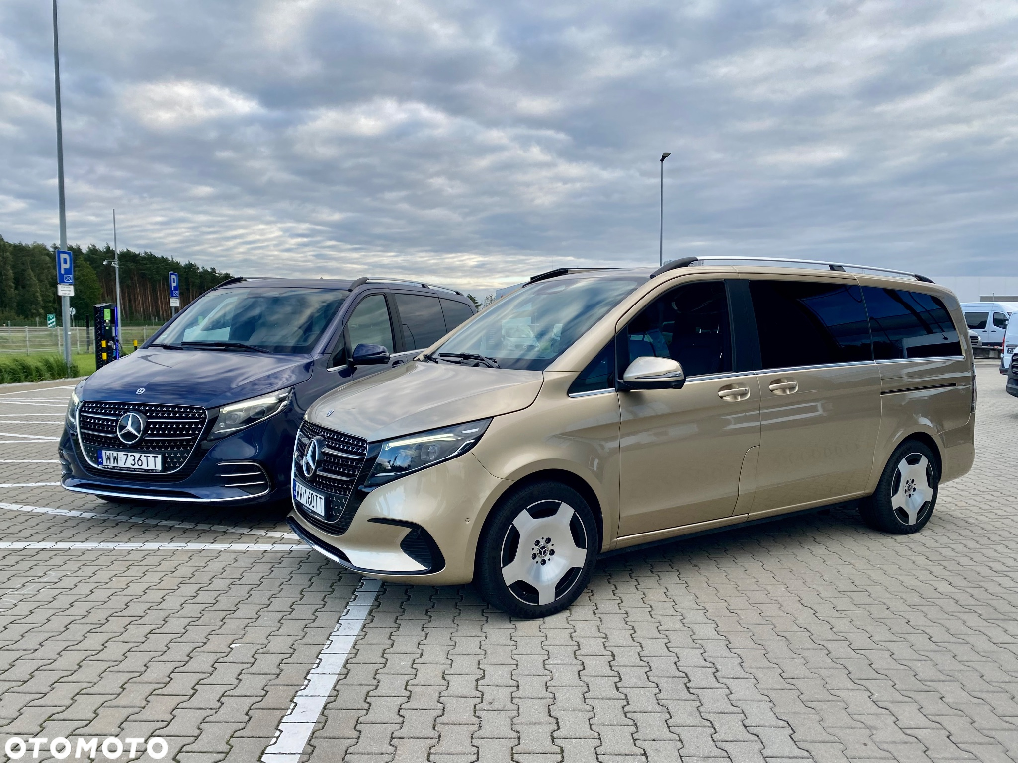 Mercedes-Benz Klasa V 300 d 4-Matic 9G-Tronic Exclusive (d³ugi) - 39