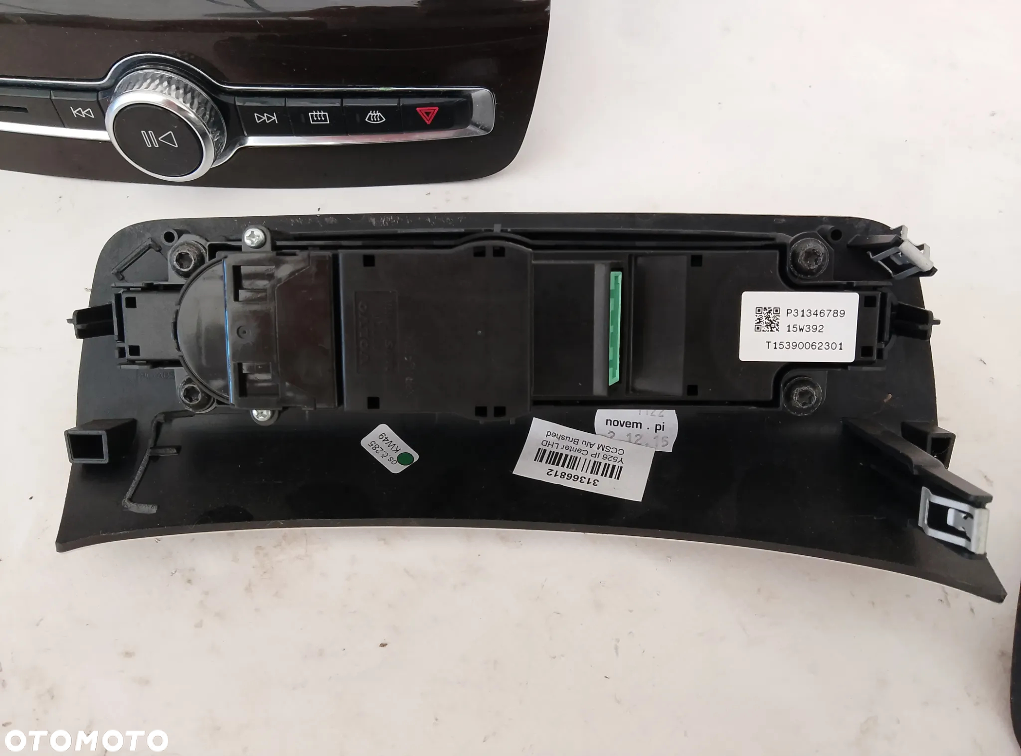 Panel sterowania radia XC90 II - 4