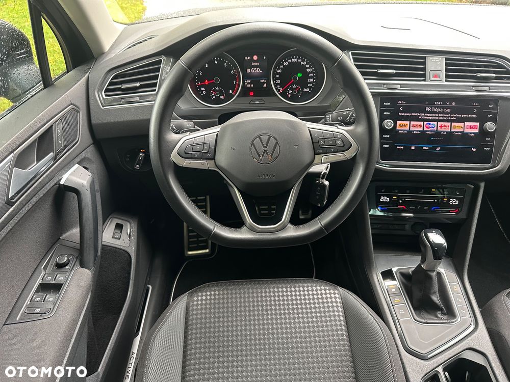 Volkswagen Tiguan - 23