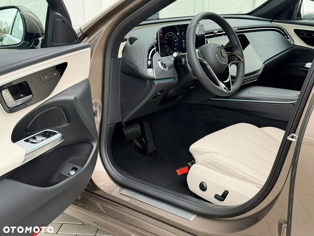 Mercedes-Benz Klasa E - 17