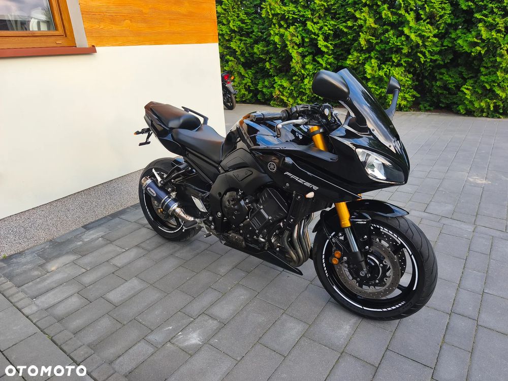 Yamaha FZ8