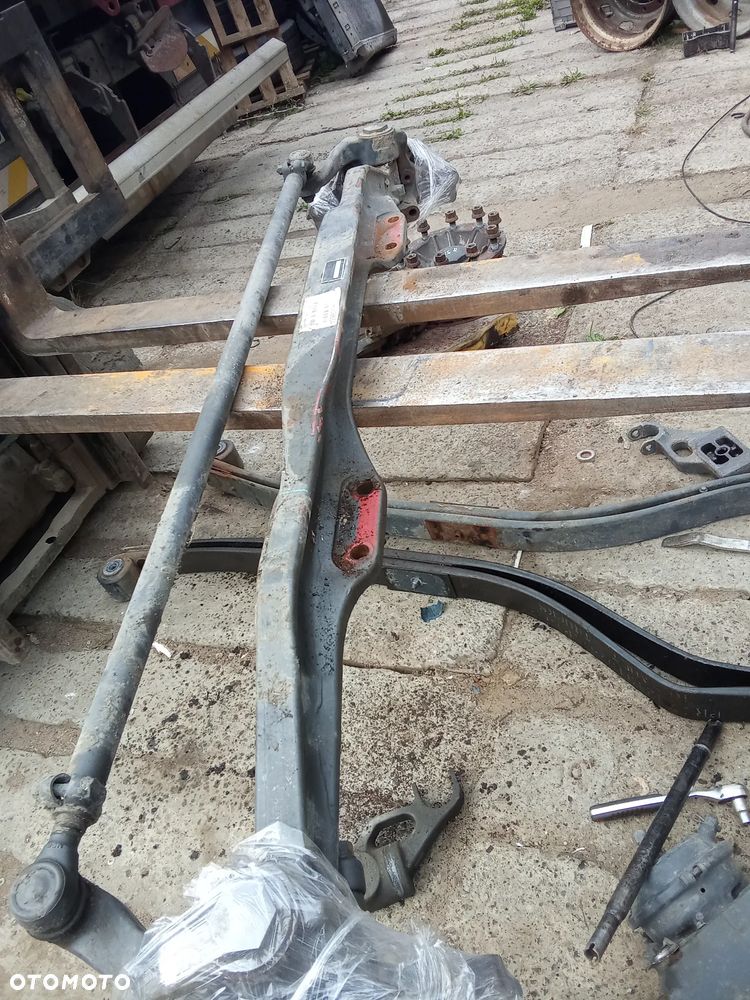 belka przednia zawieszenia renault gama T - 1