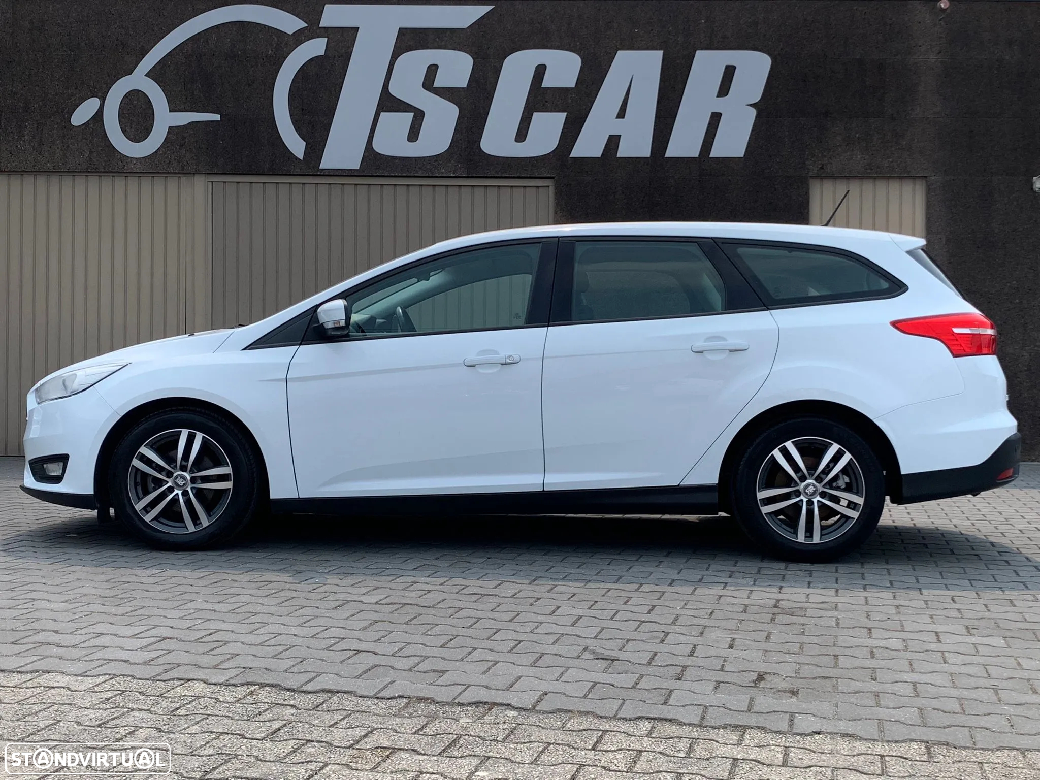Ford Focus SW 1.0 SCTi Titanium Best - 4