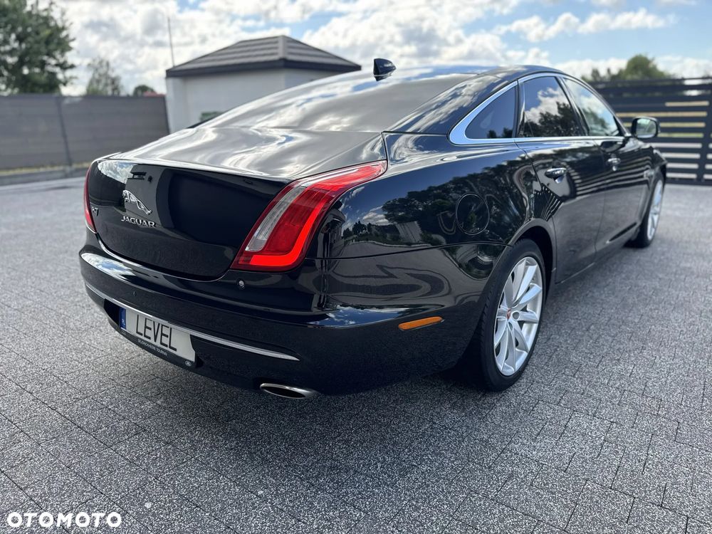 Jaguar XJ 3.0 V6 Premium Luxury - 18