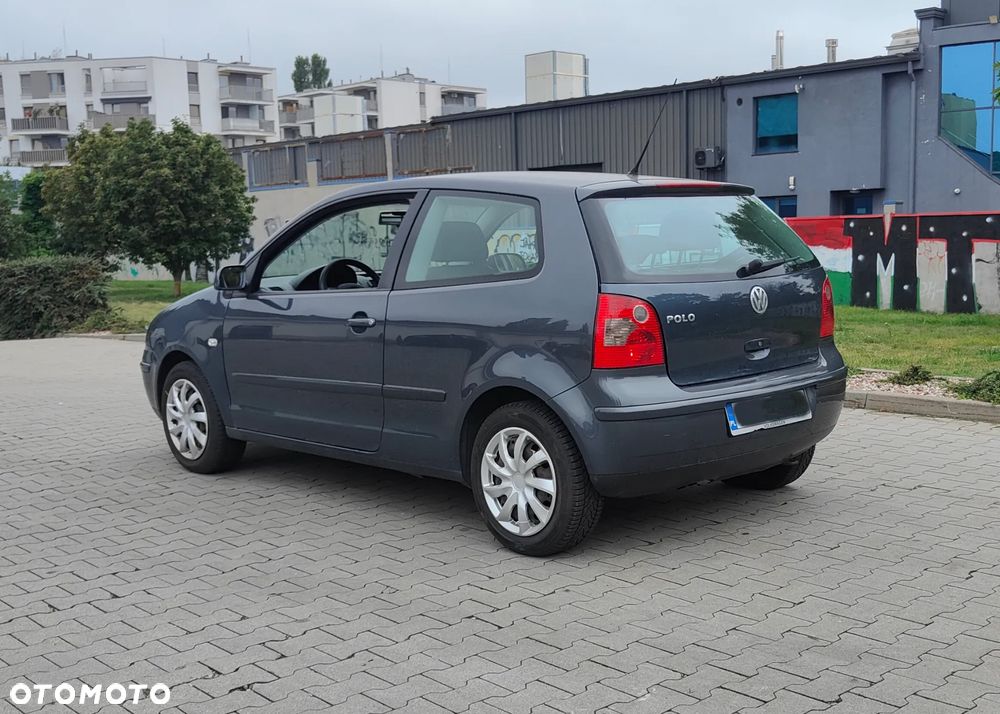 Volkswagen Polo - 9