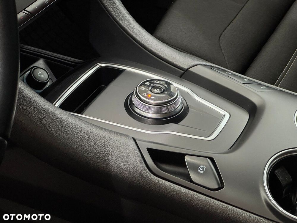 Ford Mondeo - 9