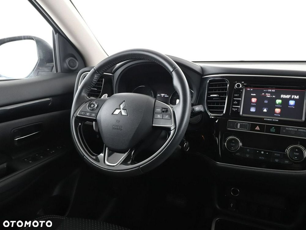 Mitsubishi Outlander 2.0 2WD CVT Diamant Edition+ - 17
