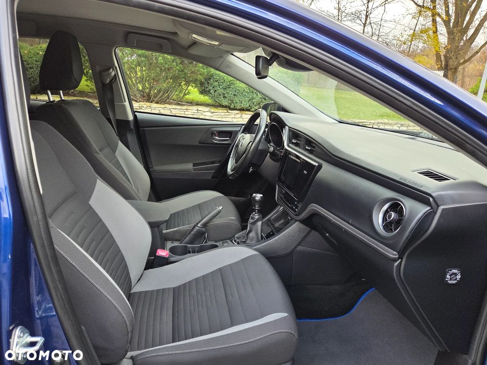 Toyota Auris 1.2 Turbo Executive - 16