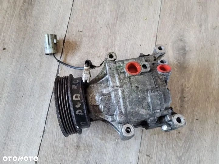 Sprężarka kompresor klimatyzacji Toyota Corolla E12 Verso 2,0 D4D 447220-6363 - 1