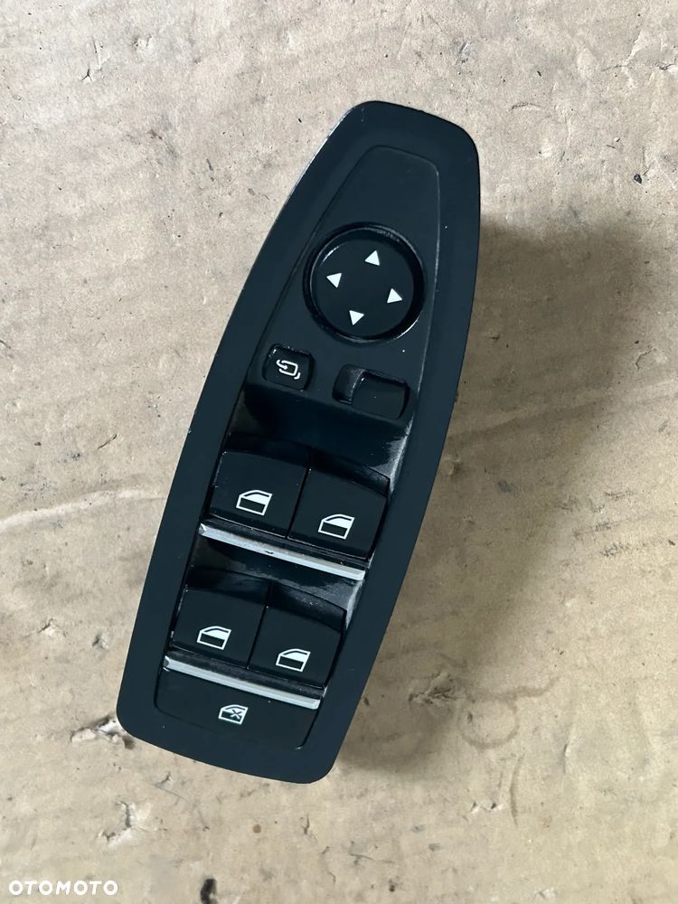 BMW F20 F30 PRZEŁĄCZNIK SZYB LEWY PRZÓD 7403896 EUROPA - 1