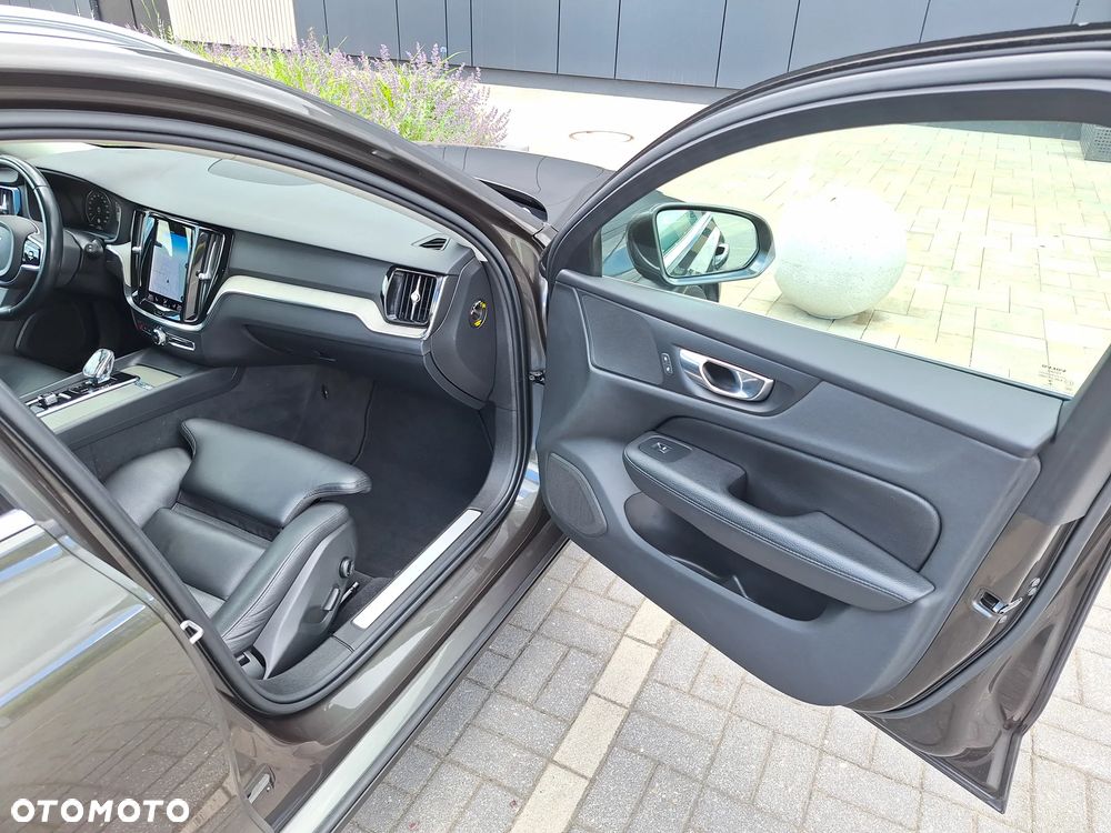 Volvo V60 B4 D Inscription - 21