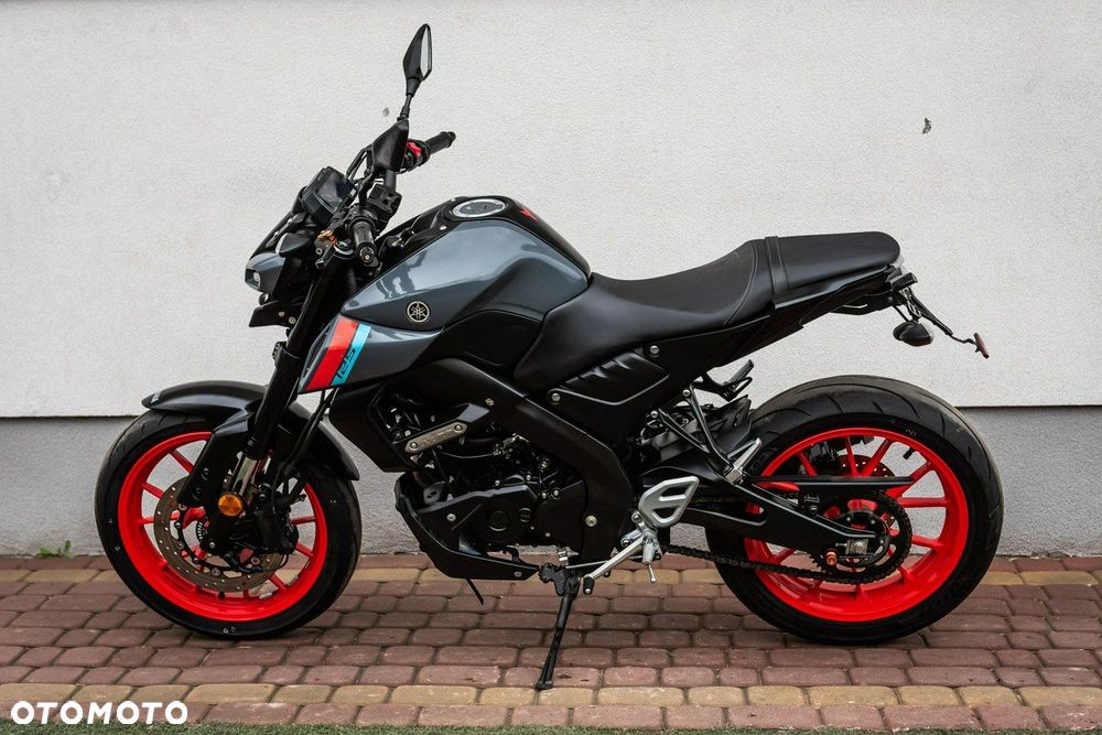Yamaha MT - 5