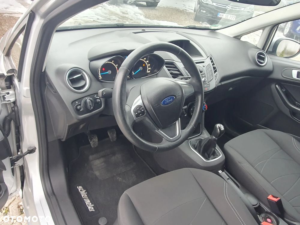 Ford Fiesta 1.25 Ambiente - 19