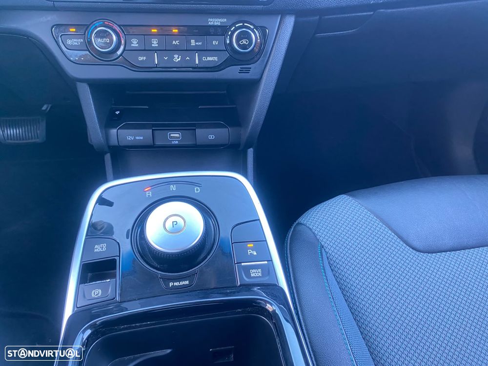 Kia Niro EV 64kWh Tech - 42