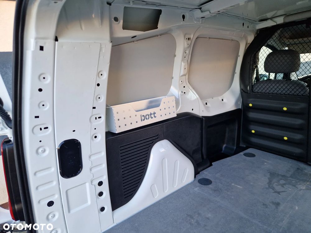 Citroën BERLINGO - 32