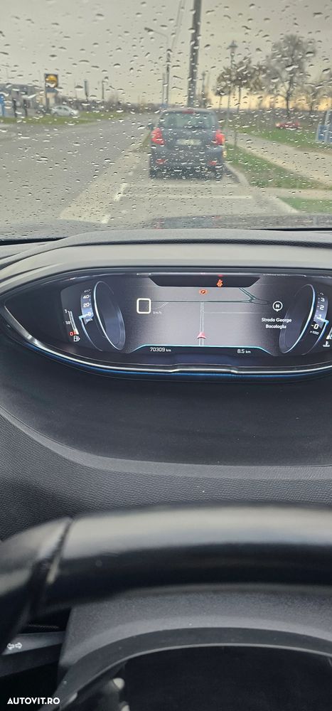 Peugeot 5008 2019 photo 5