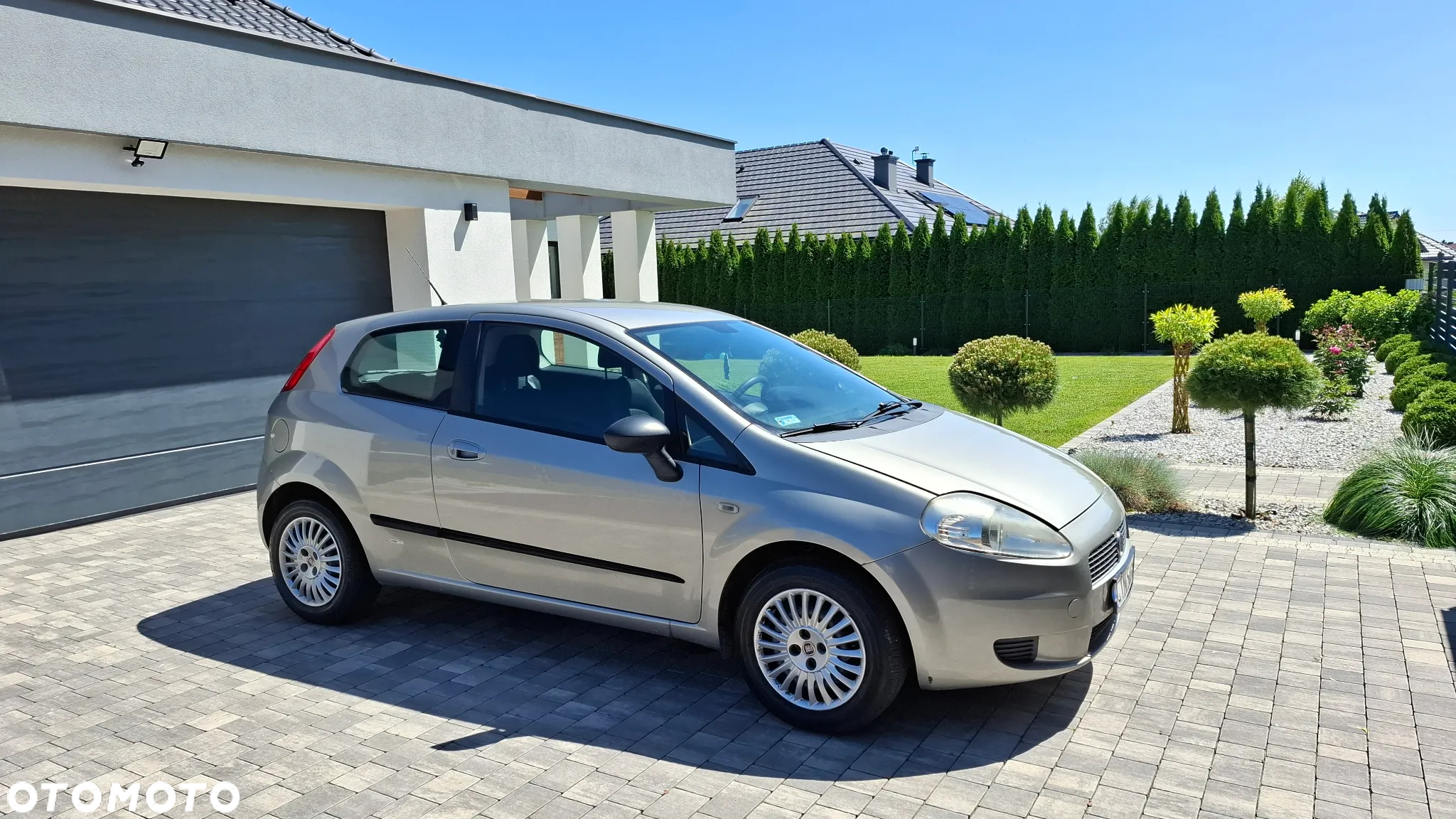 Fiat Grande Punto - 9