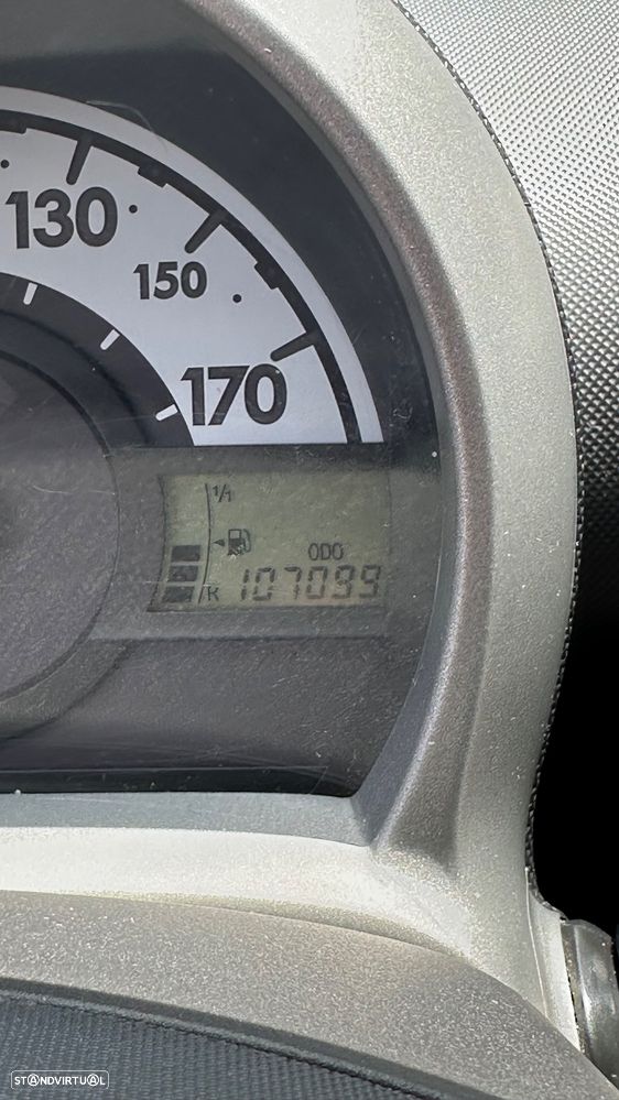 Peugeot 107 1.0 Active - 8