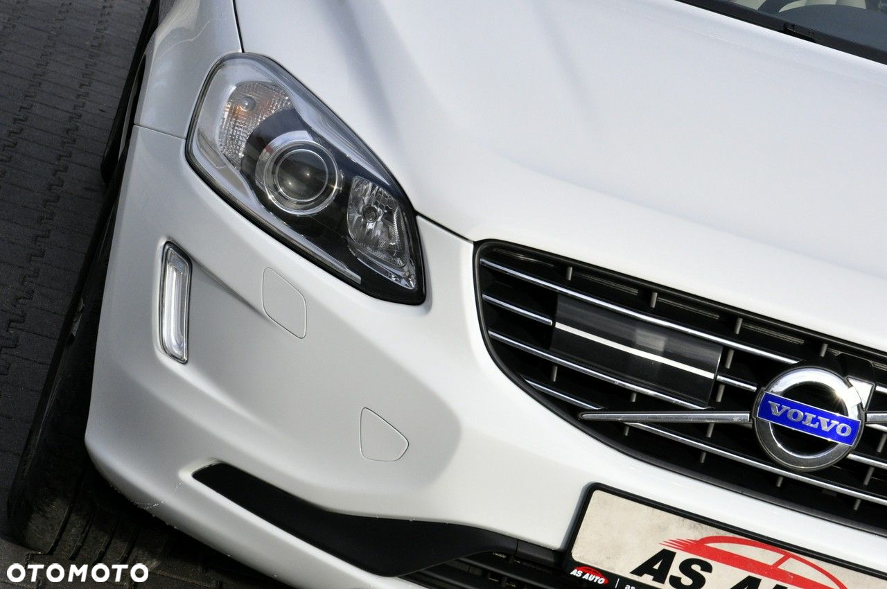 Volvo XC 60 D4 Drive-E Momentum - 27