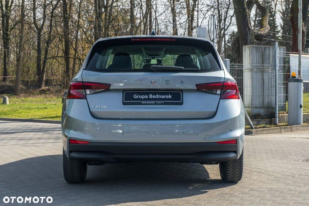 Skoda Fabia - 12
