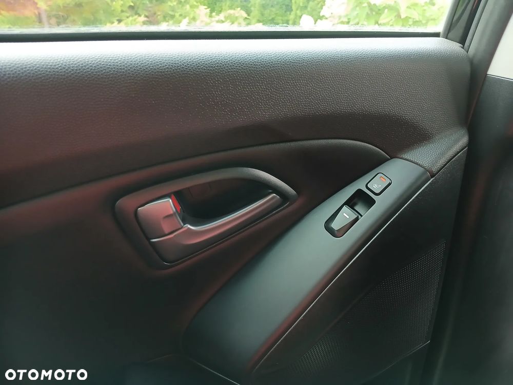 Hyundai ix35 - 27
