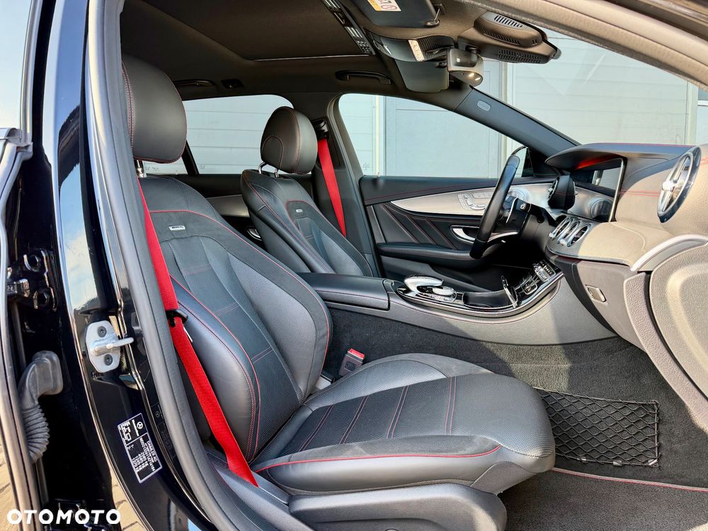 Mercedes-Benz Klasa E AMG 53 4-Matic+ - 30