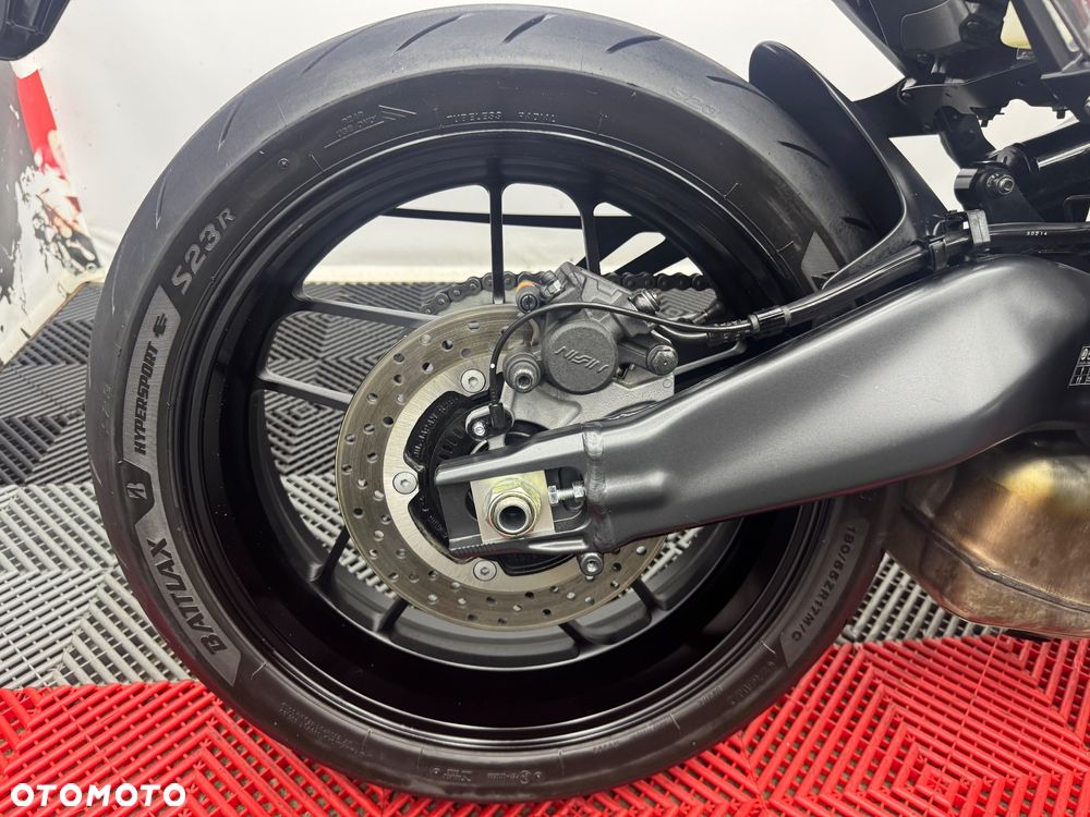 Yamaha MT - 27