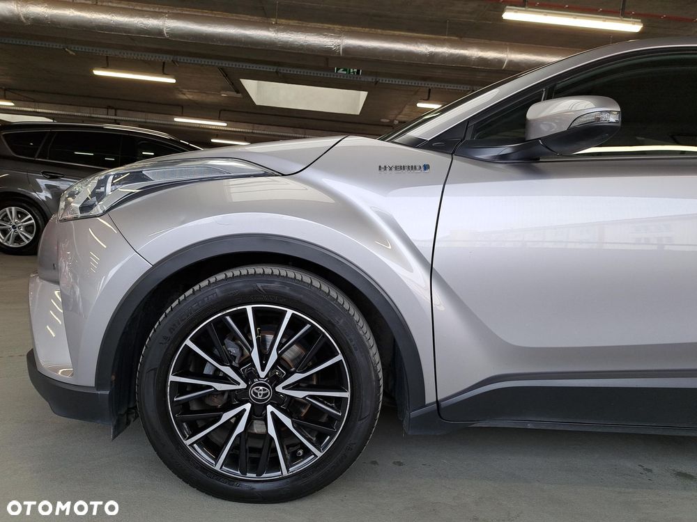 Toyota C-HR 1.8 Hybrid Prestige - 36