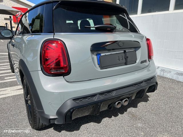 MINI 3 Portas Cooper S Premium P. JCW Auto - 3