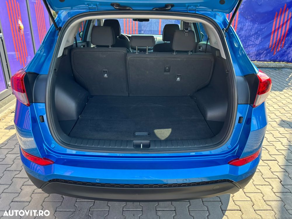 Hyundai Tucson blue 1.6 GDi 2WD Intro Edition - 10