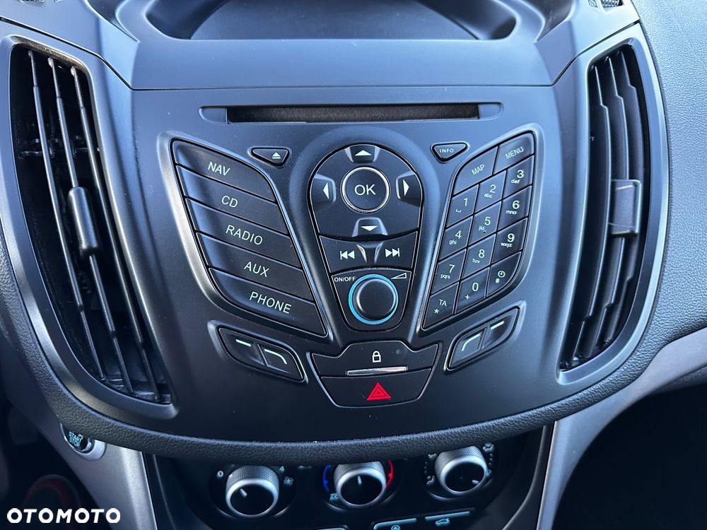 Ford Kuga - 21