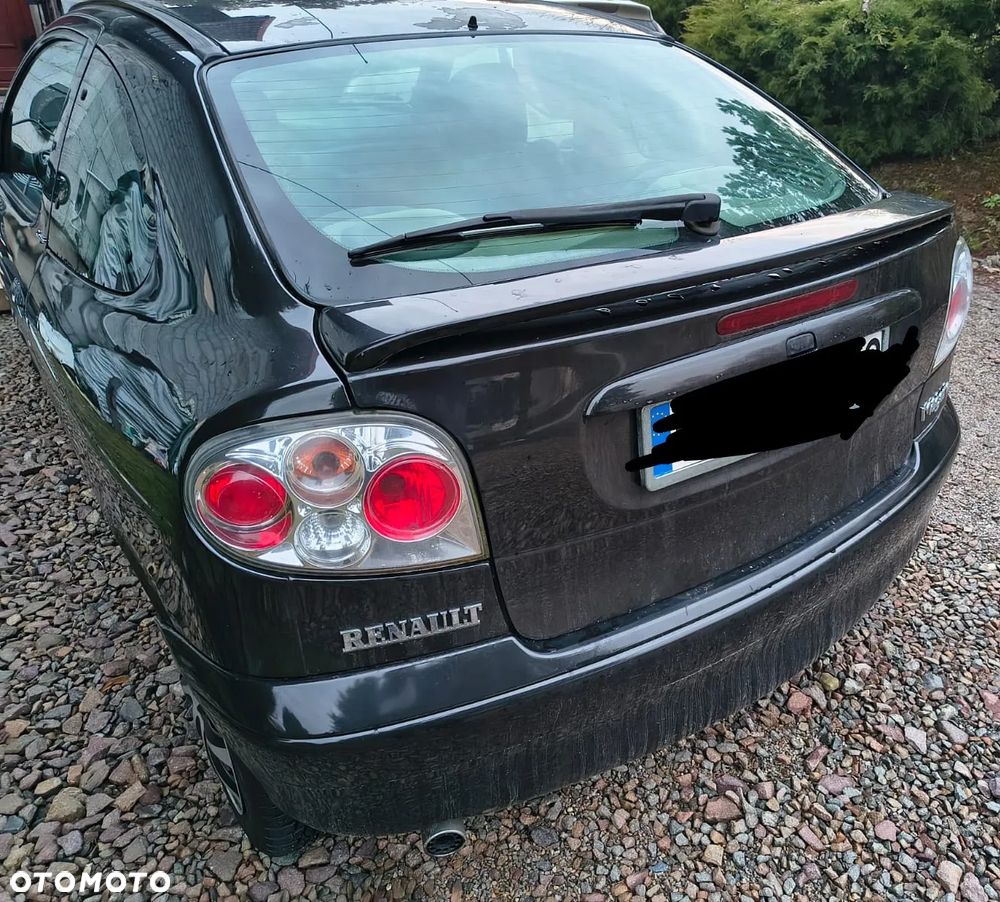 Renault Megane 1.6 - 4